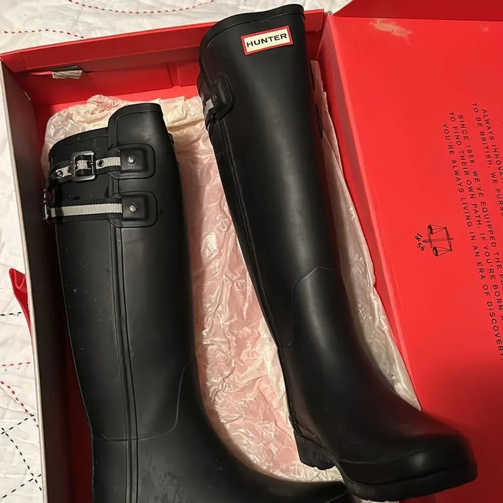 Hunter Women's Backstrap Tall Boots - Black Size 5